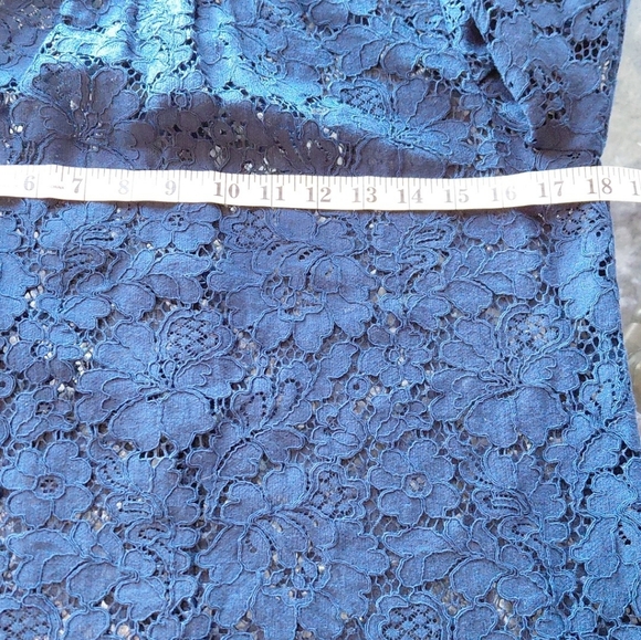 Express Women's Navy Blue Puffed Sleeves Lace Blouse Size S - Picture 10 of 11